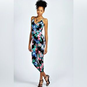 Boohoo Black Floral V-Neck Spaghetti Strap Jumpsuit